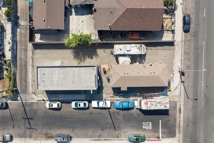 8800 Compton Avenue, Los Angeles, California 90002