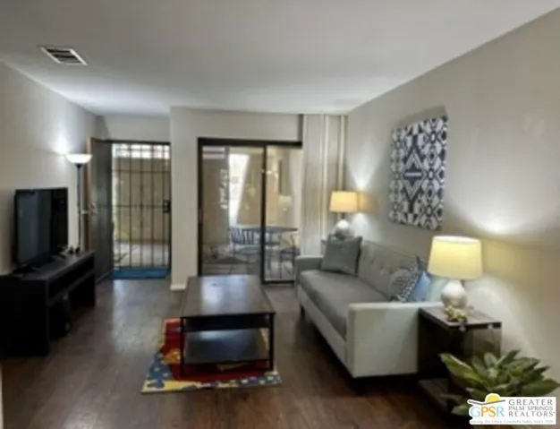 2810 N Arcadia Court 107, Palm Springs, California 92262