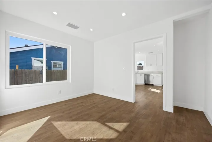 219 8th Street, Bakersfield, California 93304