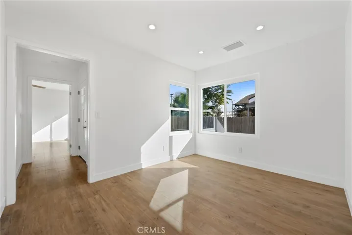 219 8th Street, Bakersfield, California 93304