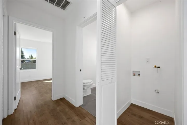 219 8th Street, Bakersfield, California 93304