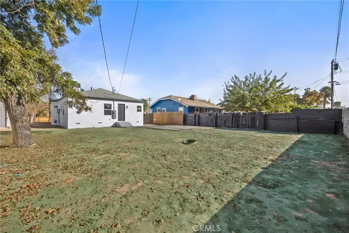 219 8th Street, Bakersfield, California 93304