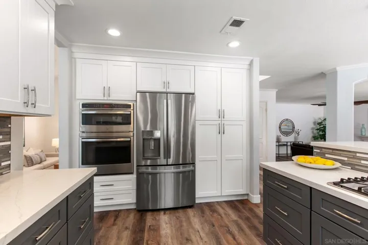 15951 Hidden Valley Dr, Poway, California 92064