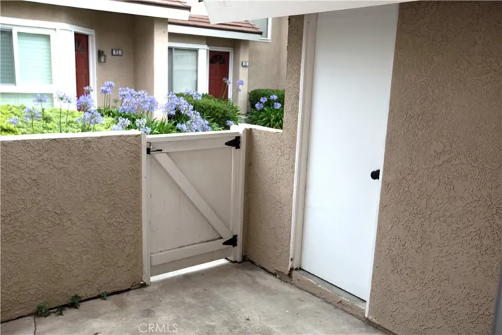 65 Goldenrod, Irvine, California 92614