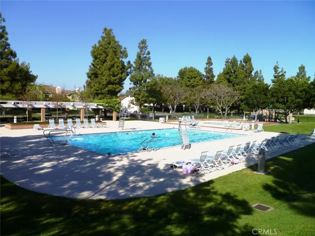 65 Goldenrod, Irvine, California 92614