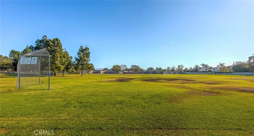 65 Goldenrod, Irvine, California 92614