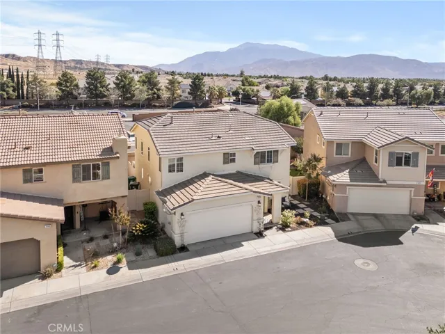 Neighborhood Views