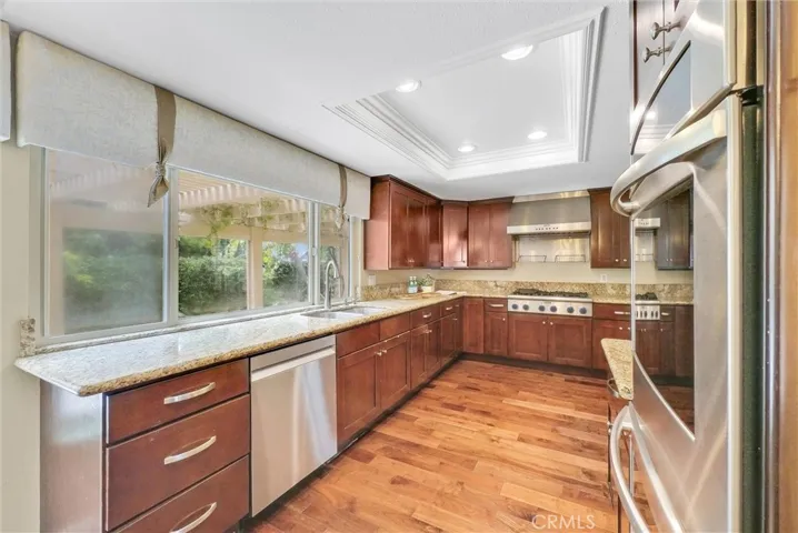 2548 Crown Way, Fullerton, California 92833