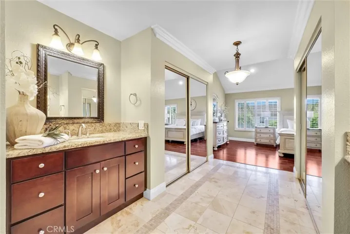 2548 Crown Way, Fullerton, California 92833