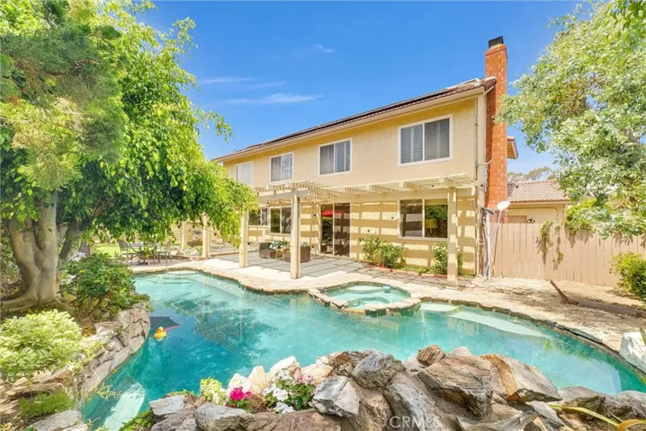 2548 Crown Way, Fullerton, California 92833