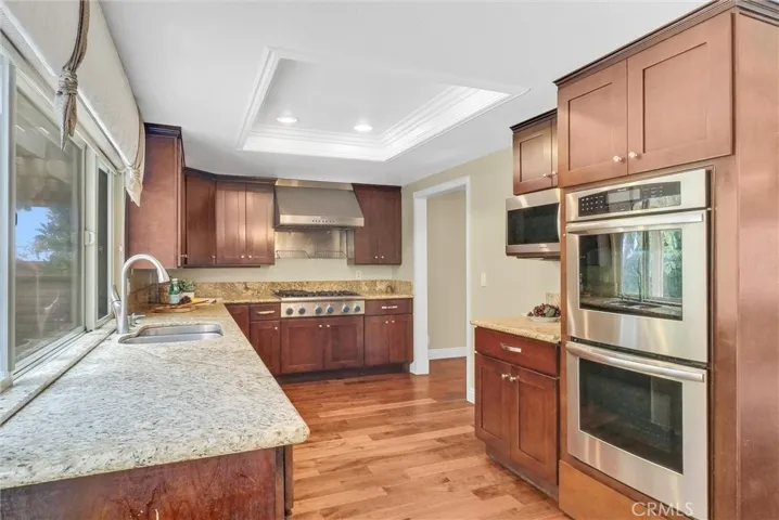 2548 Crown Way, Fullerton, California 92833