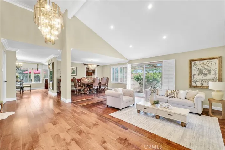 2548 Crown Way, Fullerton, California 92833