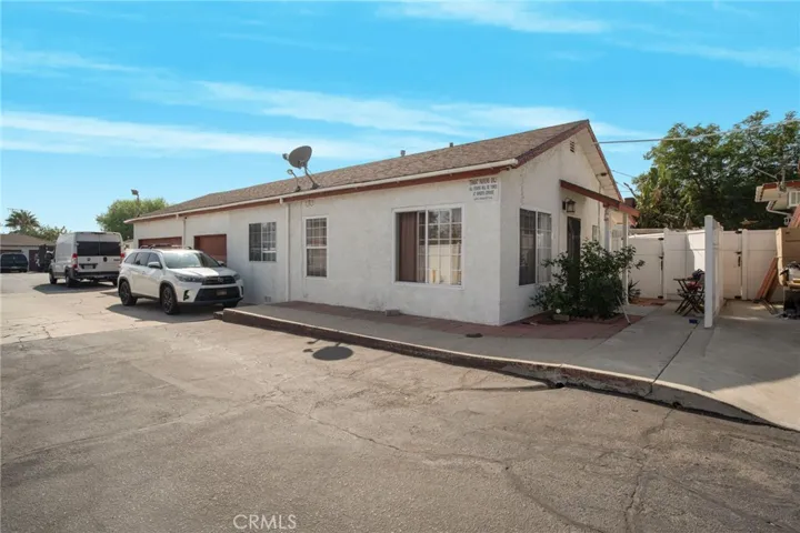 11966 Saticoy Street, North Hollywood, California 91605