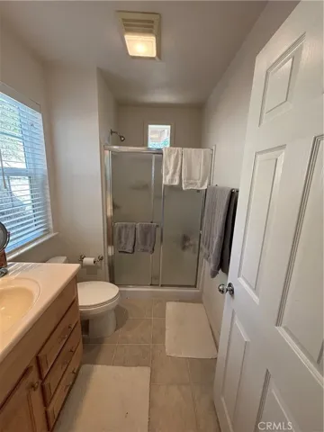 Cabin Full Bathroom