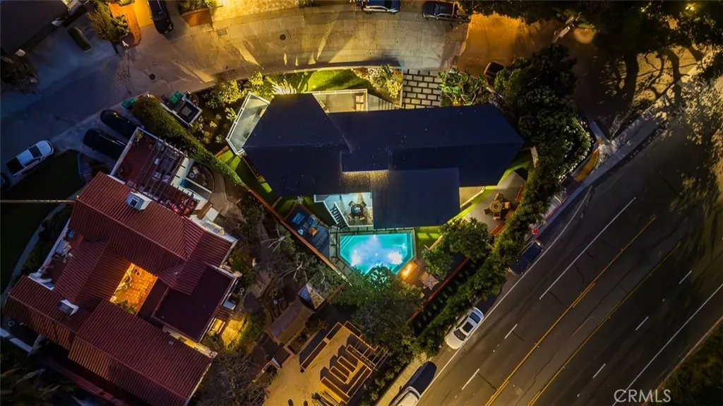 2 Camel Point Drive, Laguna Beach, California 92651 home-pic-23