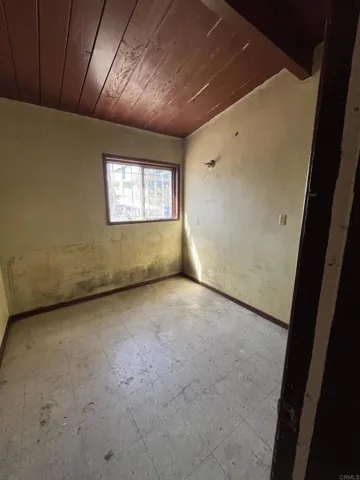 1035 S 39th Street, San Diego, California 92113