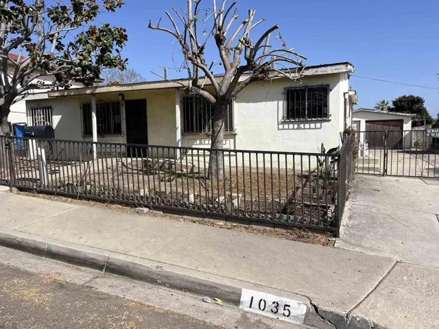 1035 S 39th Street, San Diego, California 92113