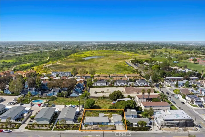Home and lots with plans to build in center. Fairview Park and Talbert Reserve a block away