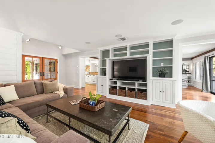 6230 Chesebro Rd Agoura Hills-30