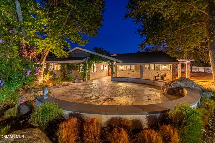 6230 Chesebro Rd Agoura Hills-203