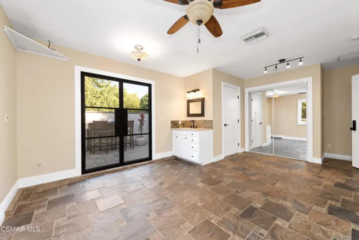 6230 Chesebro Rd Agoura Hills-58