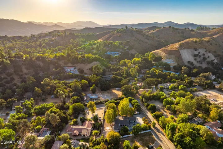 6230 Chesebro Rd Agoura Hills-164