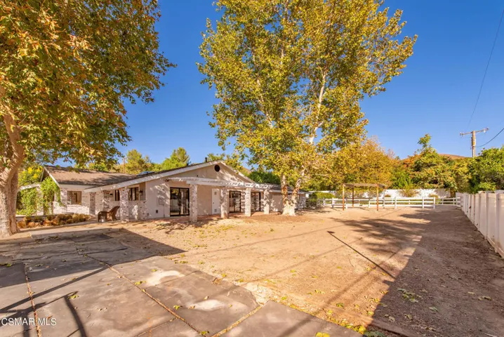 6230 Chesebro Rd Agoura Hills-113