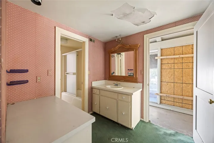 1128 N Crestview Drive, Fullerton, California 92833