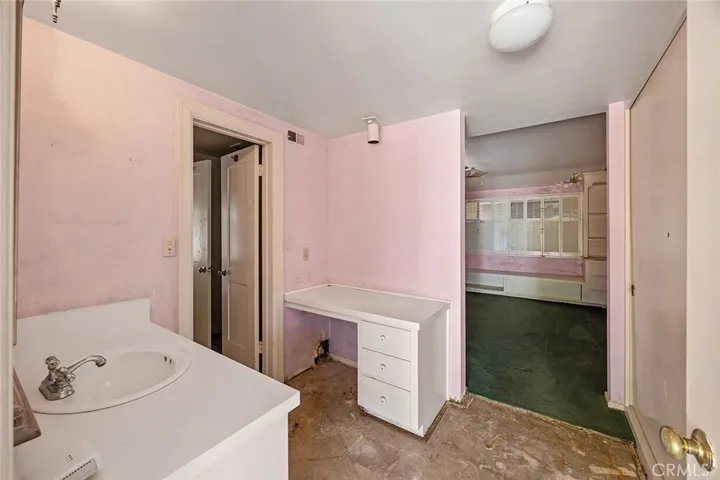 1128 N Crestview Drive, Fullerton, California 92833