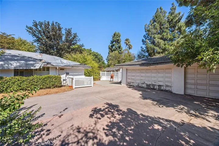1128 N Crestview Drive, Fullerton, California 92833