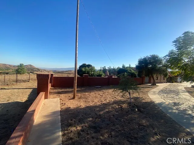 14505 Estelle Mountain Road, Perris, California 92570