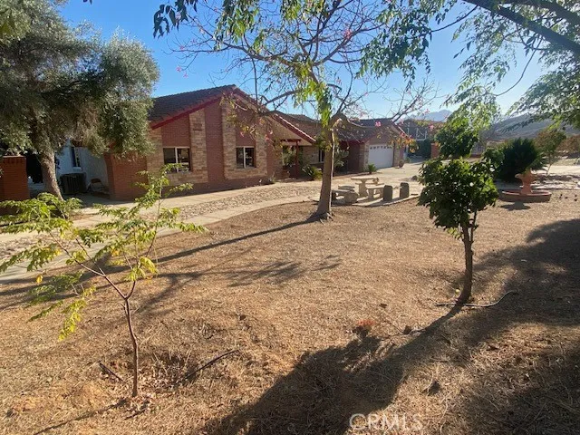 14505 Estelle Mountain Road, Perris, California 92570