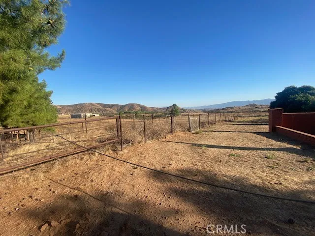 14505 Estelle Mountain Road, Perris, California 92570