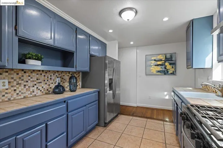 1253 96th Ave, Oakland, California 94603