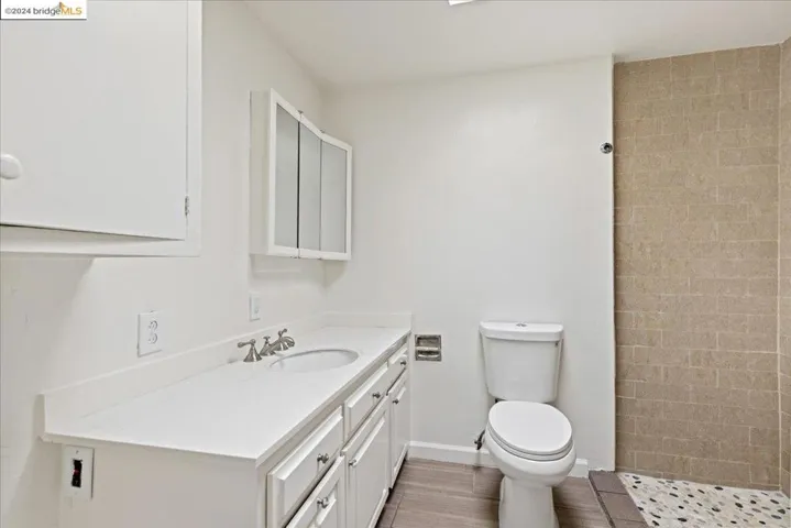 1253 96th Ave, Oakland, California 94603