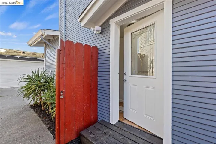 1253 96th Ave, Oakland, California 94603