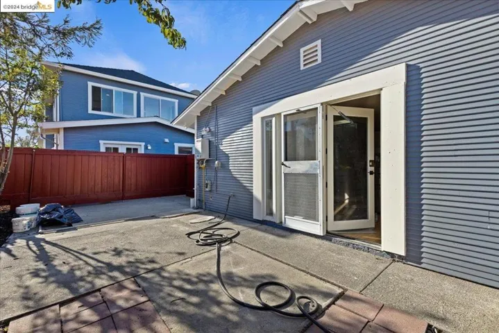 1253 96th Ave, Oakland, California 94603