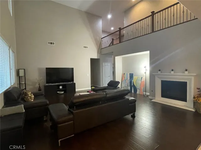 14987 Franklin Lane, Eastvale, California 92880