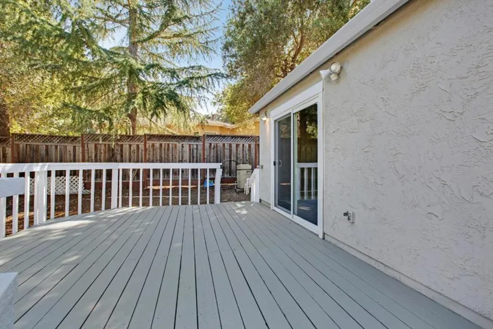 15214 Bellecourt, Saratoga, California 95070