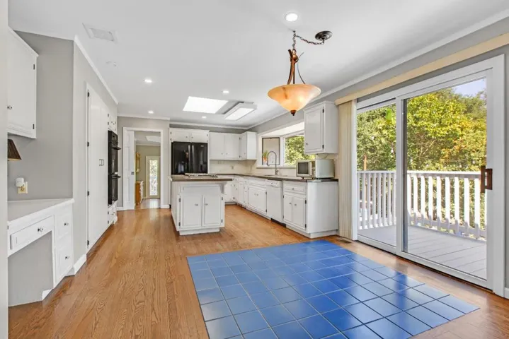 15214 Bellecourt, Saratoga, California 95070