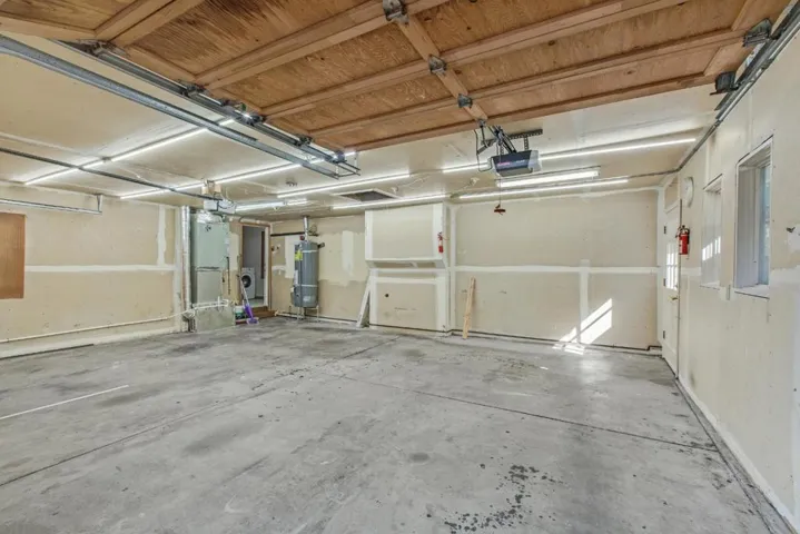 15214 Bellecourt, Saratoga, California 95070