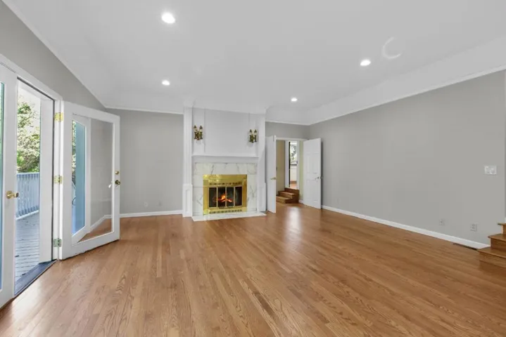 15214 Bellecourt, Saratoga, California 95070