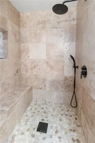 15901 Acoma Road, Apple Valley, California 92307