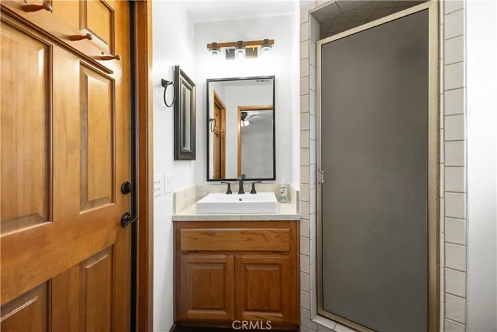 15901 Acoma Road, Apple Valley, California 92307