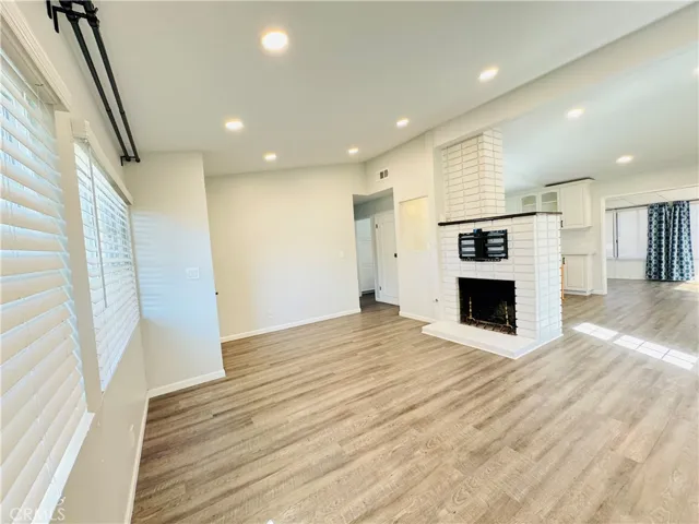 7320 Mclaren Avenue, West Hills, California 91307