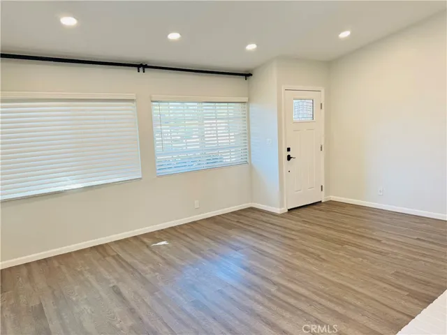 7320 Mclaren Avenue, West Hills, California 91307