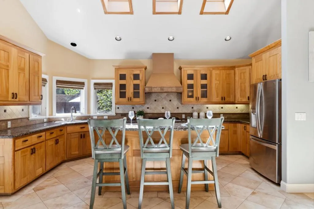 674 Mountain View Drive, Ben Lomond, California 95005 home-pic-4