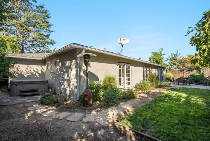 2711 Saint Giles Lane, Mountain View, California 94040
