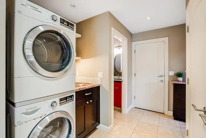 2711 Saint Giles Lane, Mountain View, California 94040