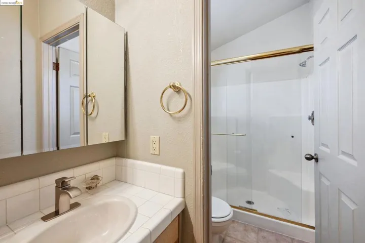 639 Elsa Dr, Santa Rosa, California 95407